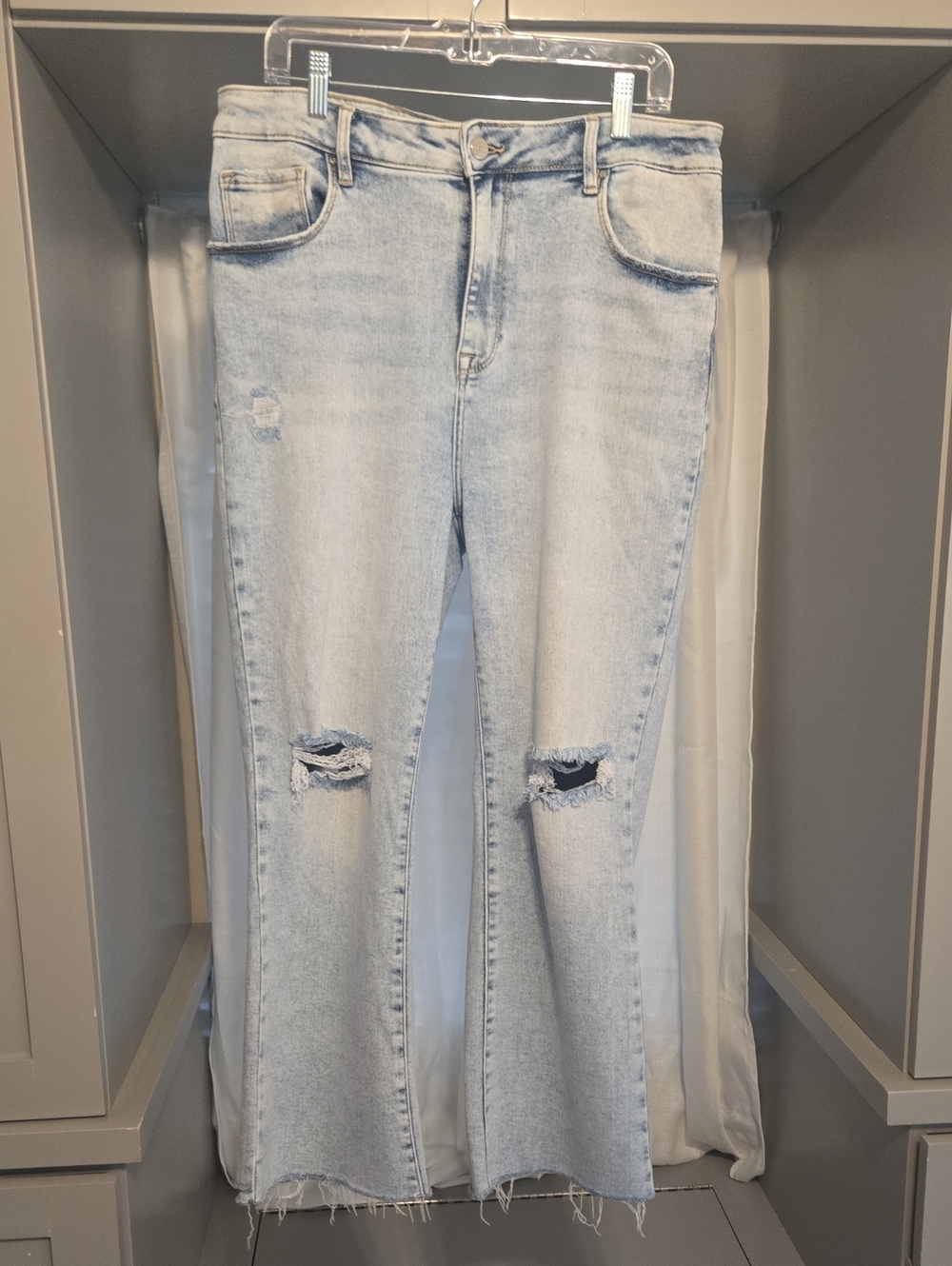 Light Wash Distressed Wide-Leg Jeans for Women light-wash, distressed